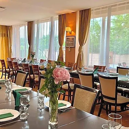 Oxford Inn&suites 3* Timişoara