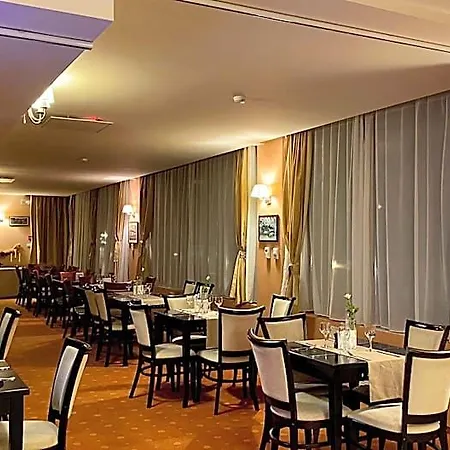 호텔 Oxford Inn&suites 3*
