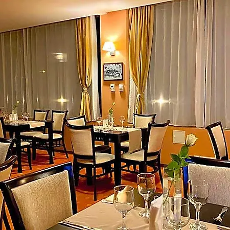 호텔 Oxford Inn&suites