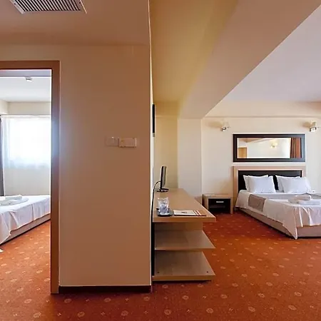 Hotel Oxford Inn&suites Timişoara